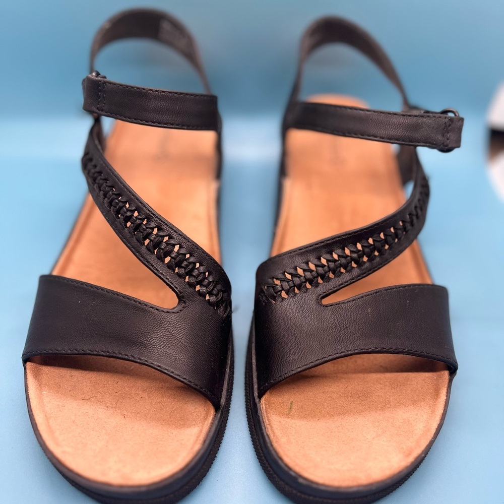 BareTraps Frolick Black Strappy Wedge Sandals